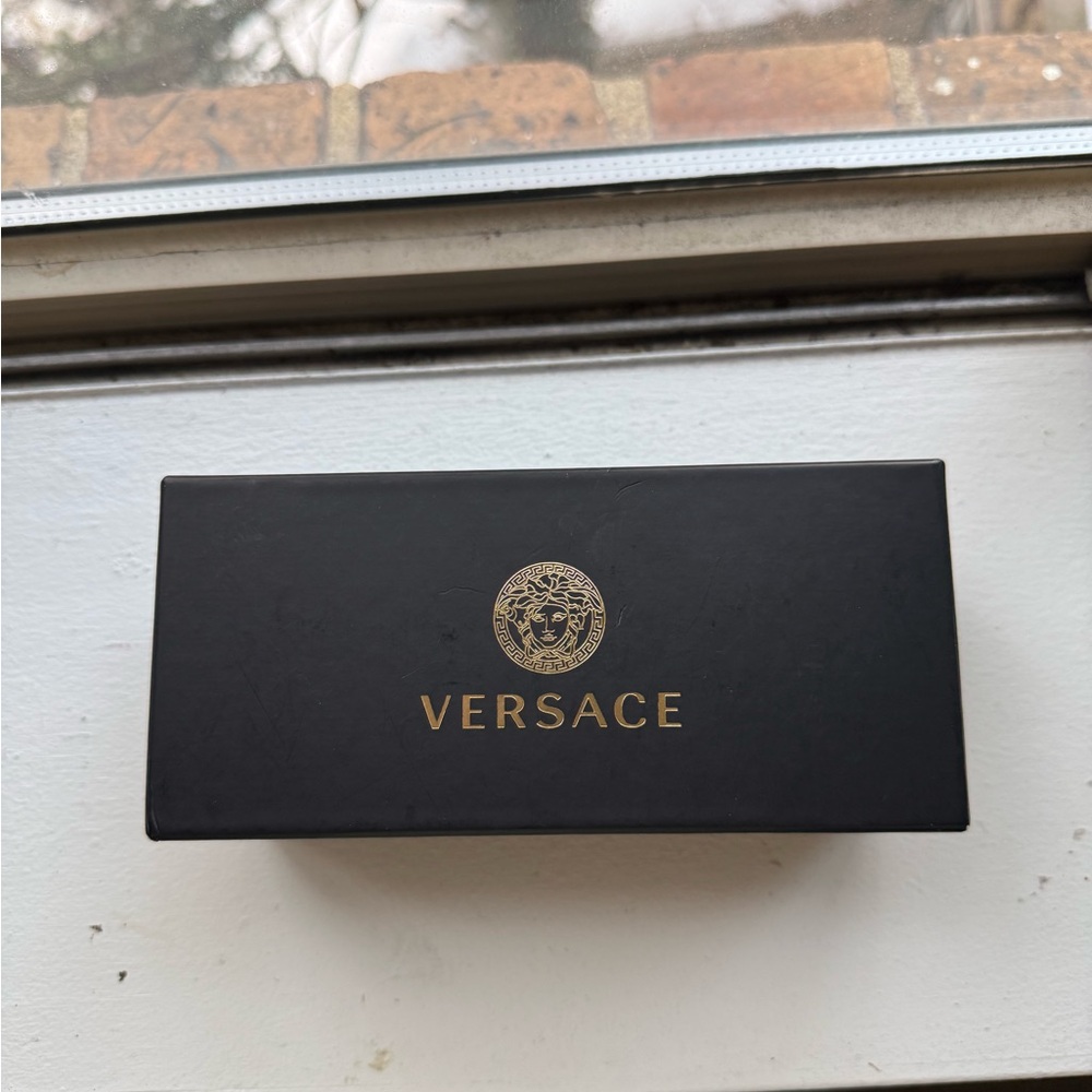NEW Versace Red Designer Sunglasses - Picture 2 of 8